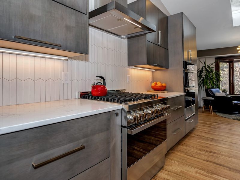 Golden Hills Residence - Kitchen Detail