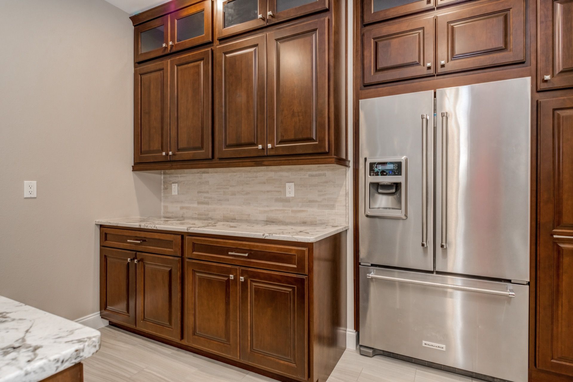 Skyway Residence - Image 2