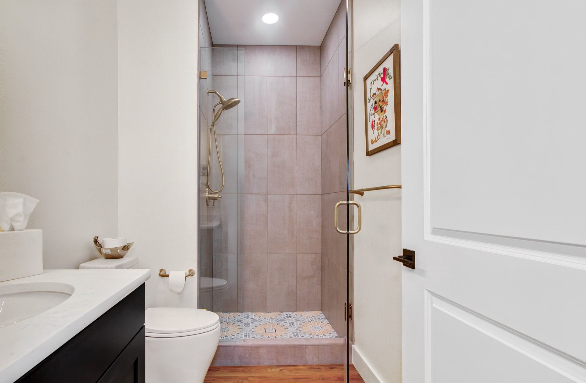 Monument Pines Residence - Image 2