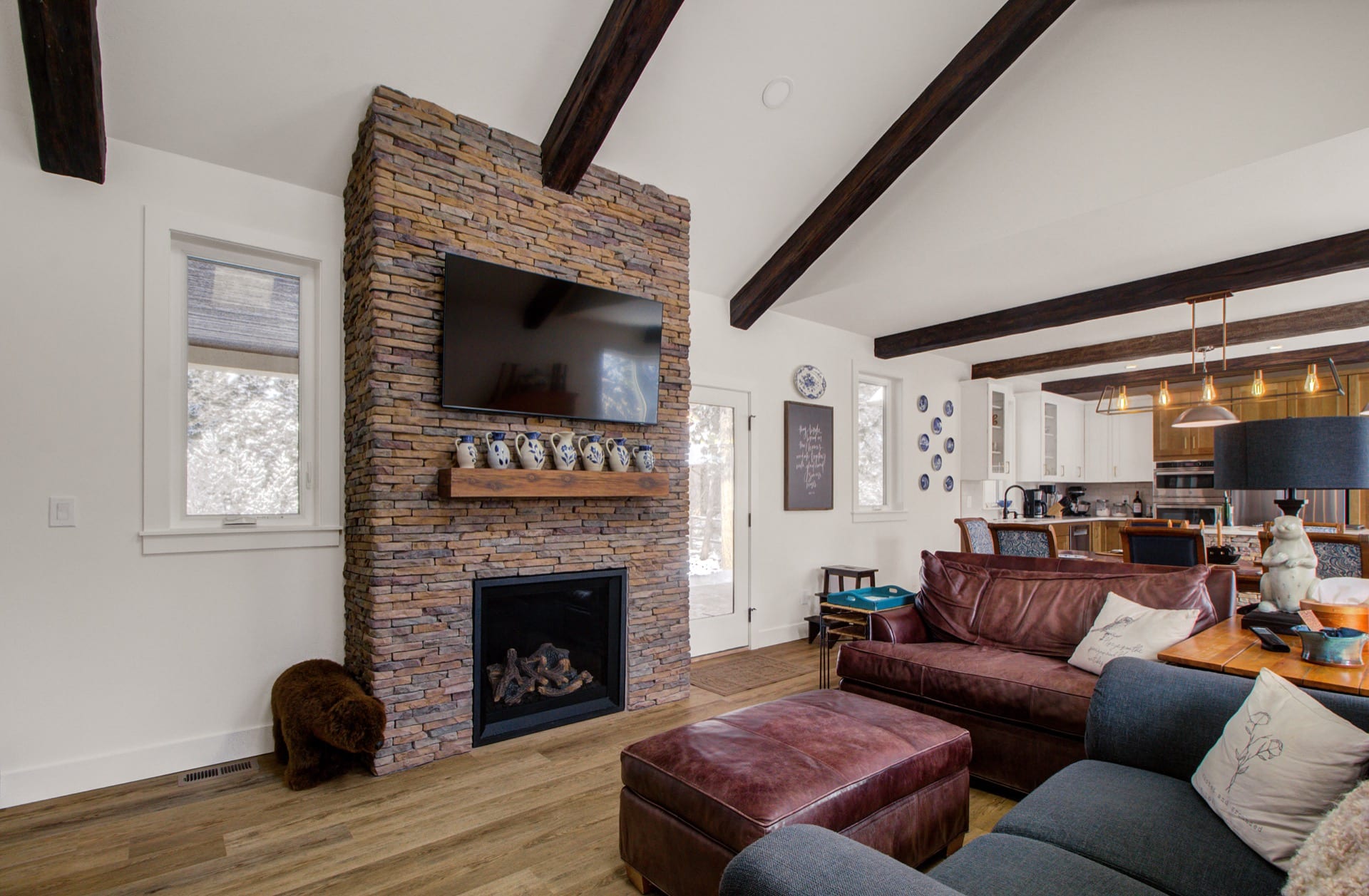 Monument Pines Residence - Image 6