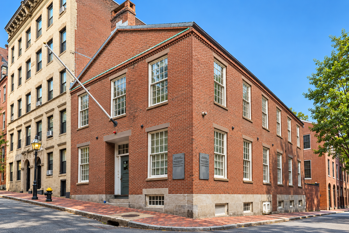 Boston's Black Heritage Trail: A Self-Guided Walking Tour of Abolitionist History -Abiel Smith School