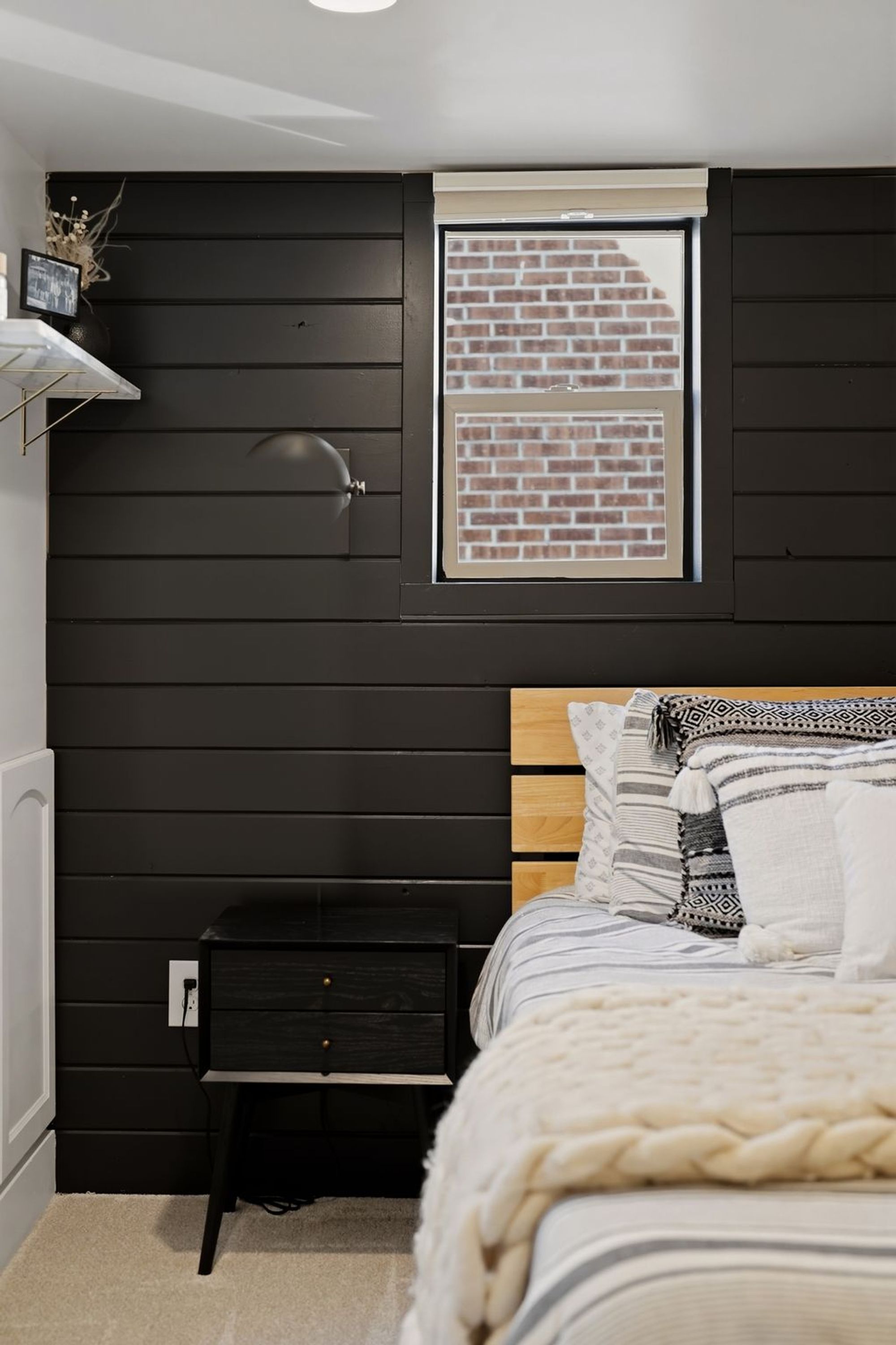 Guest bedroom