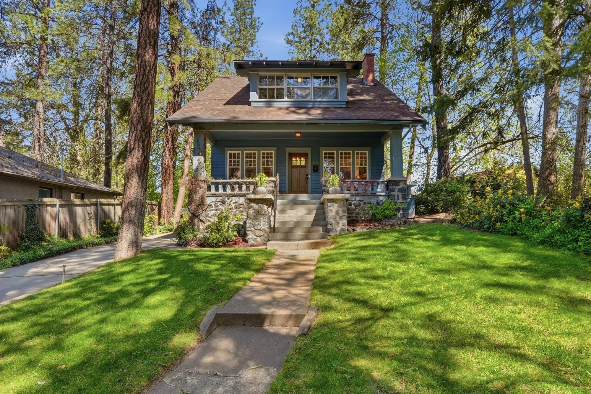 Front of the home at 943 E 16th Ave