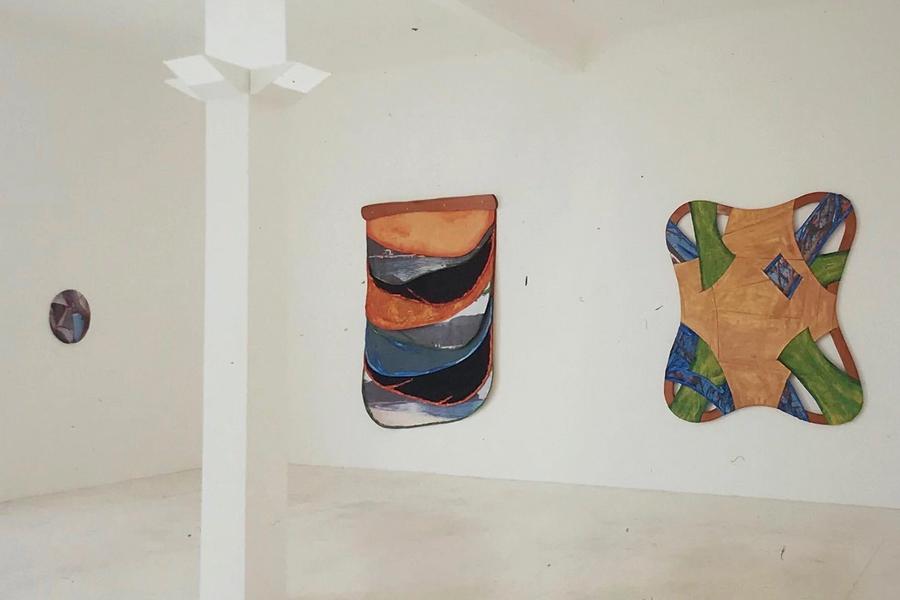 Featured Image (Installation View) of exhibtion: Leda Catunda: Retrato