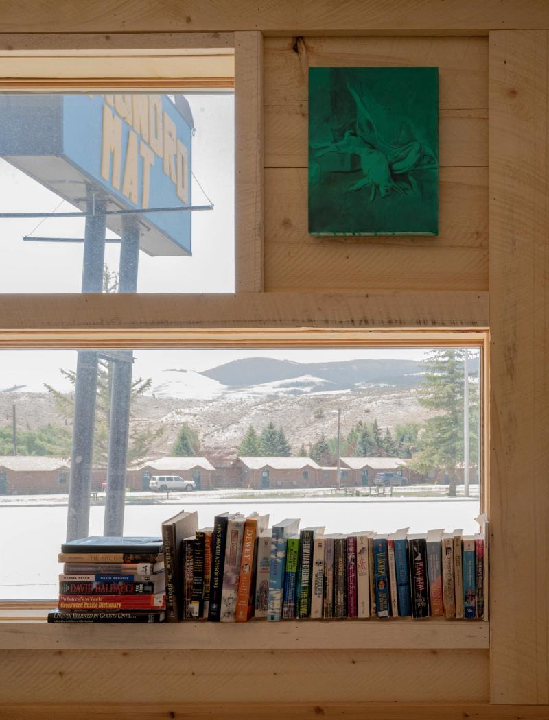 Isolated detail view of Installation Views, index 3