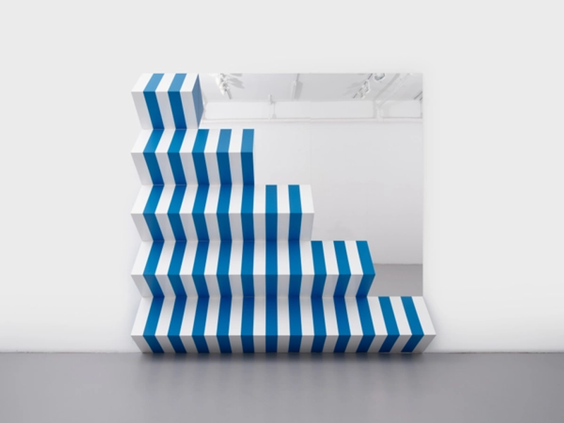 Installation view of displayed artwork titled Prismes et miroirs : Haut-relief - DBPF 47 D