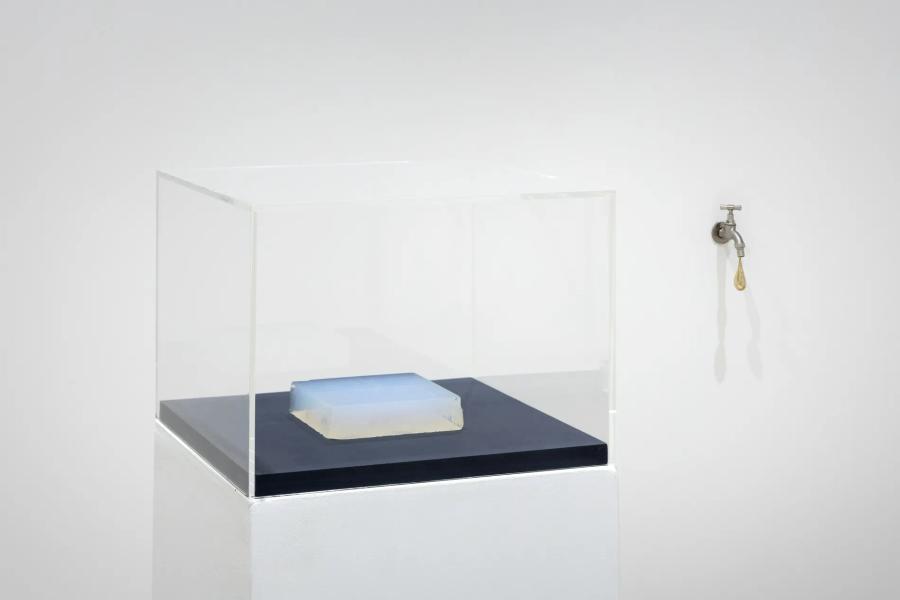 Featured Image (Installation View) of exhibtion: Le sens de l’orientation