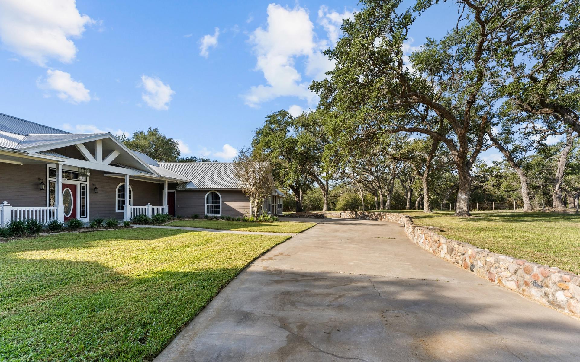 Lazy L Ranch for Sale in Goliad County | Simpson Ranches & Land