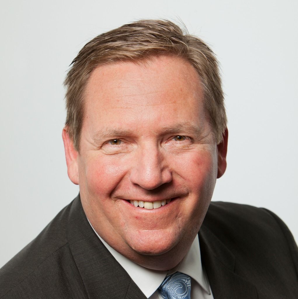 Dr. Keith Smith