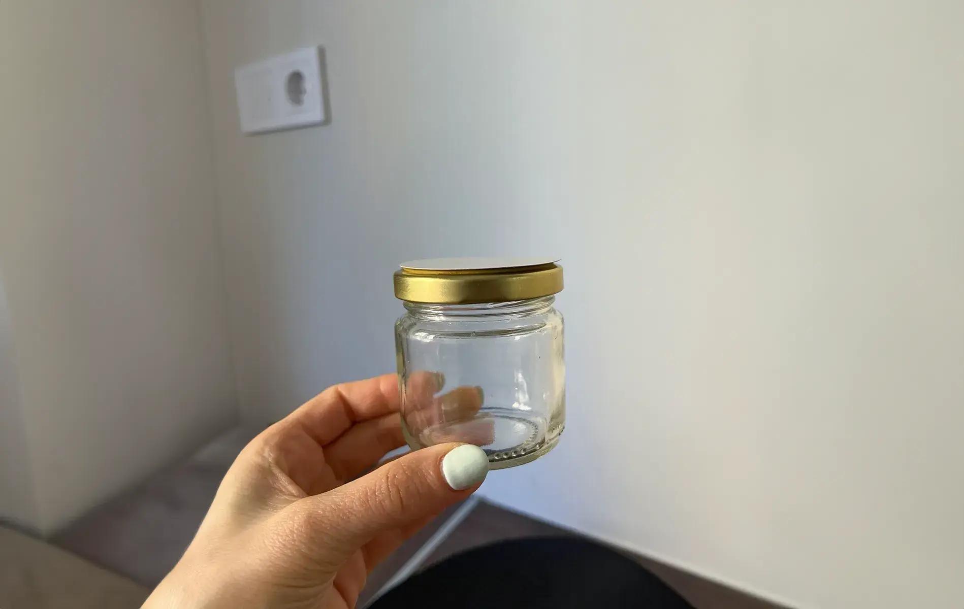 буркан с капачка