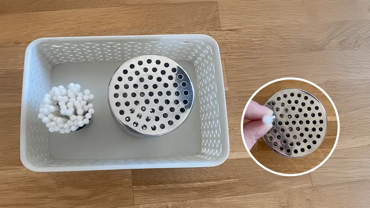 панер с клечки за уши и шейкър за брашно