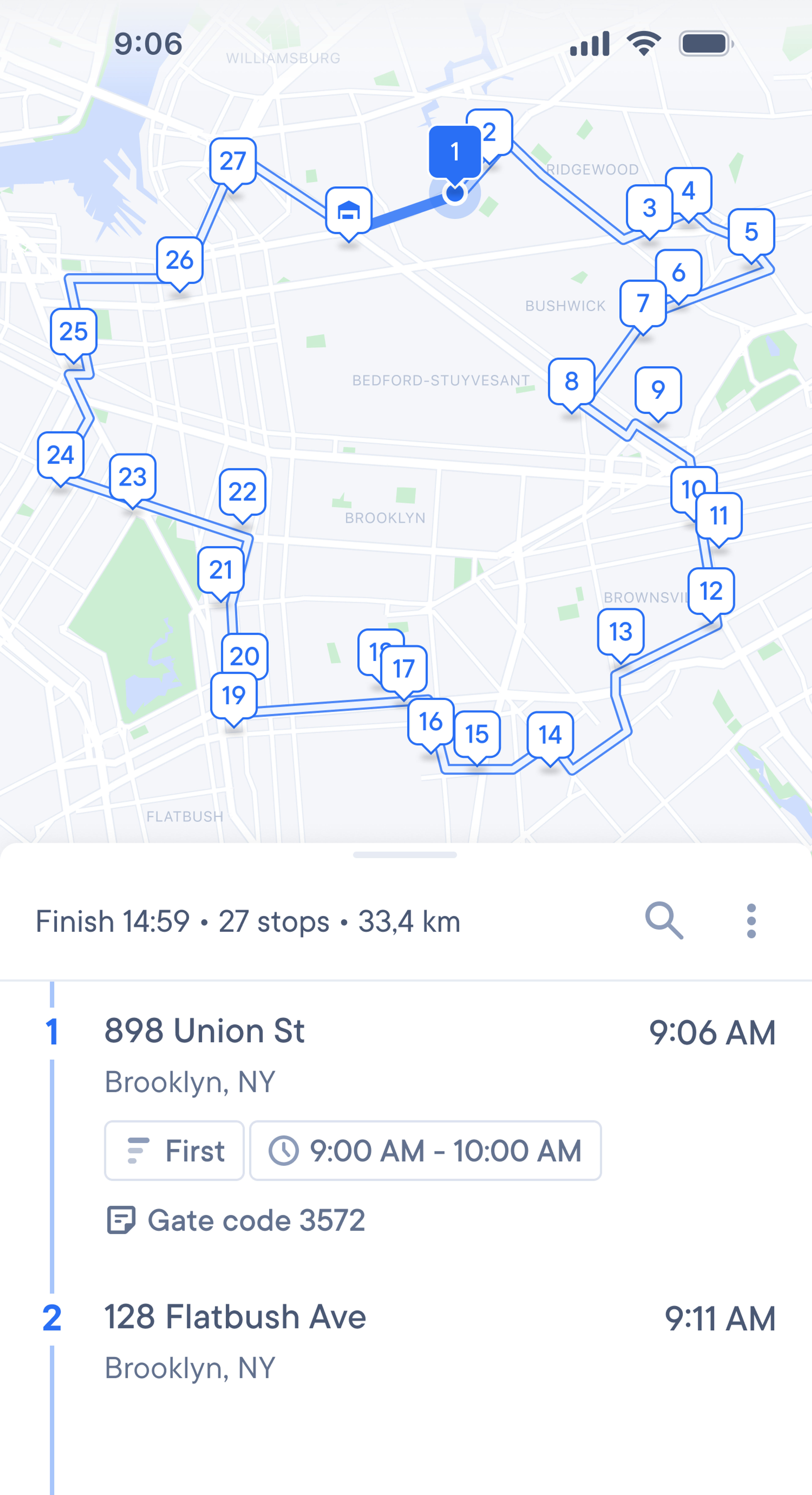 A map displays a 27-stop, 33.4 km delivery route through Brooklyn, with details for the first stop at 898 Union St including a 9-10 AM time window and gate code.