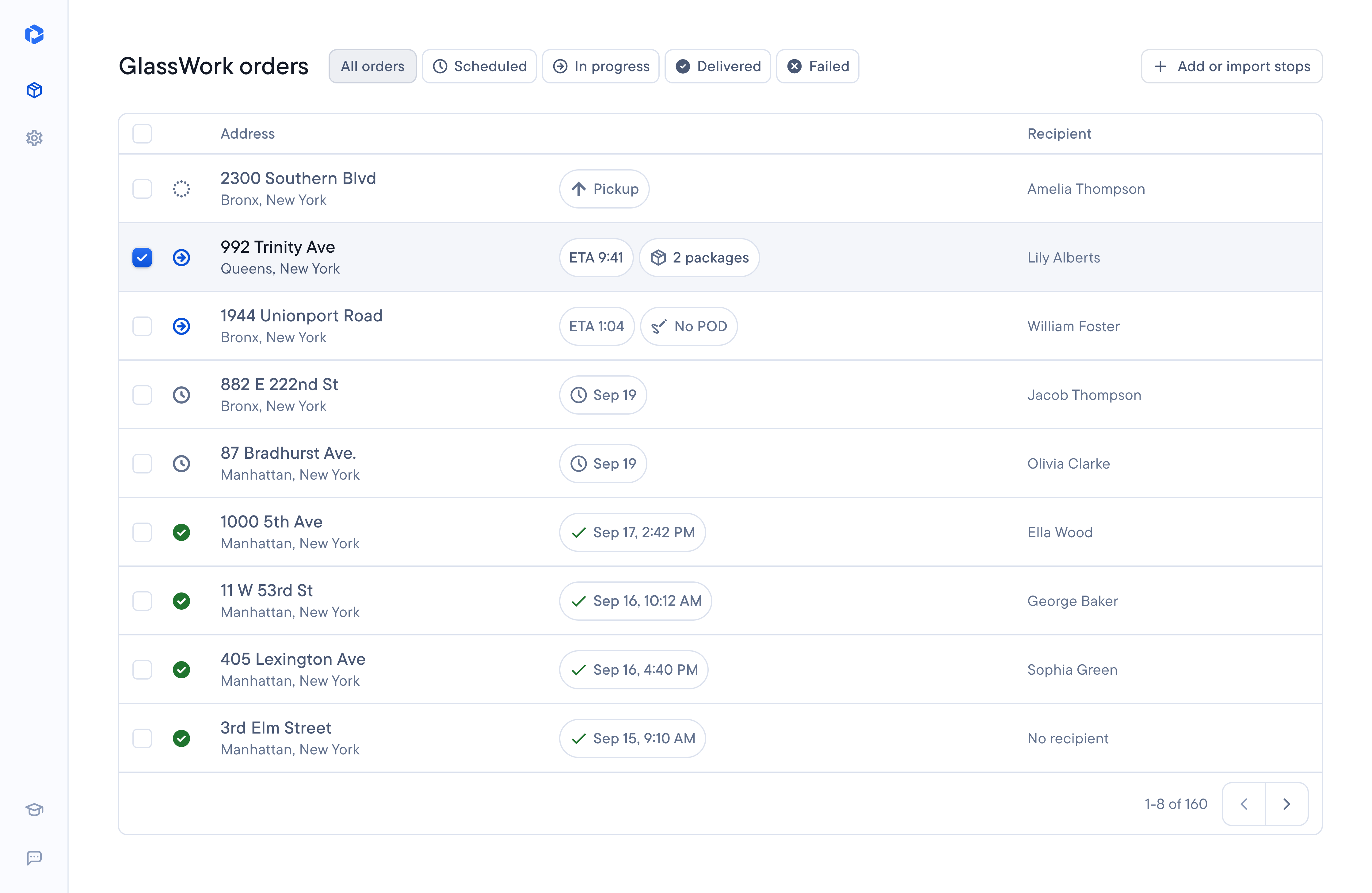 Order management dashboard, displaying a list of orders with addresses, recipients, and delivery status details.