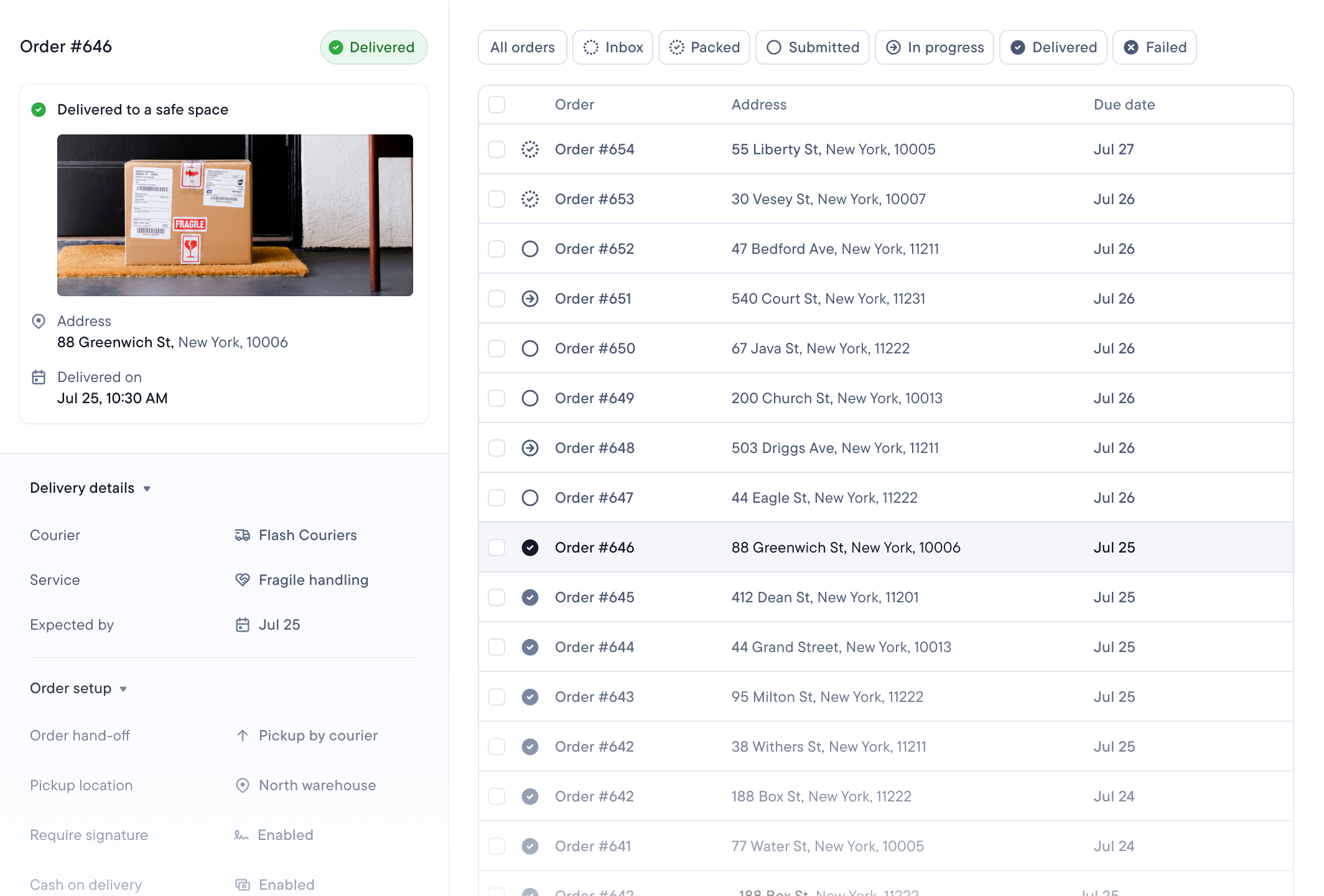 Dashboard showing details for a delivered package with a photo on the left, and a list of orders on the right.