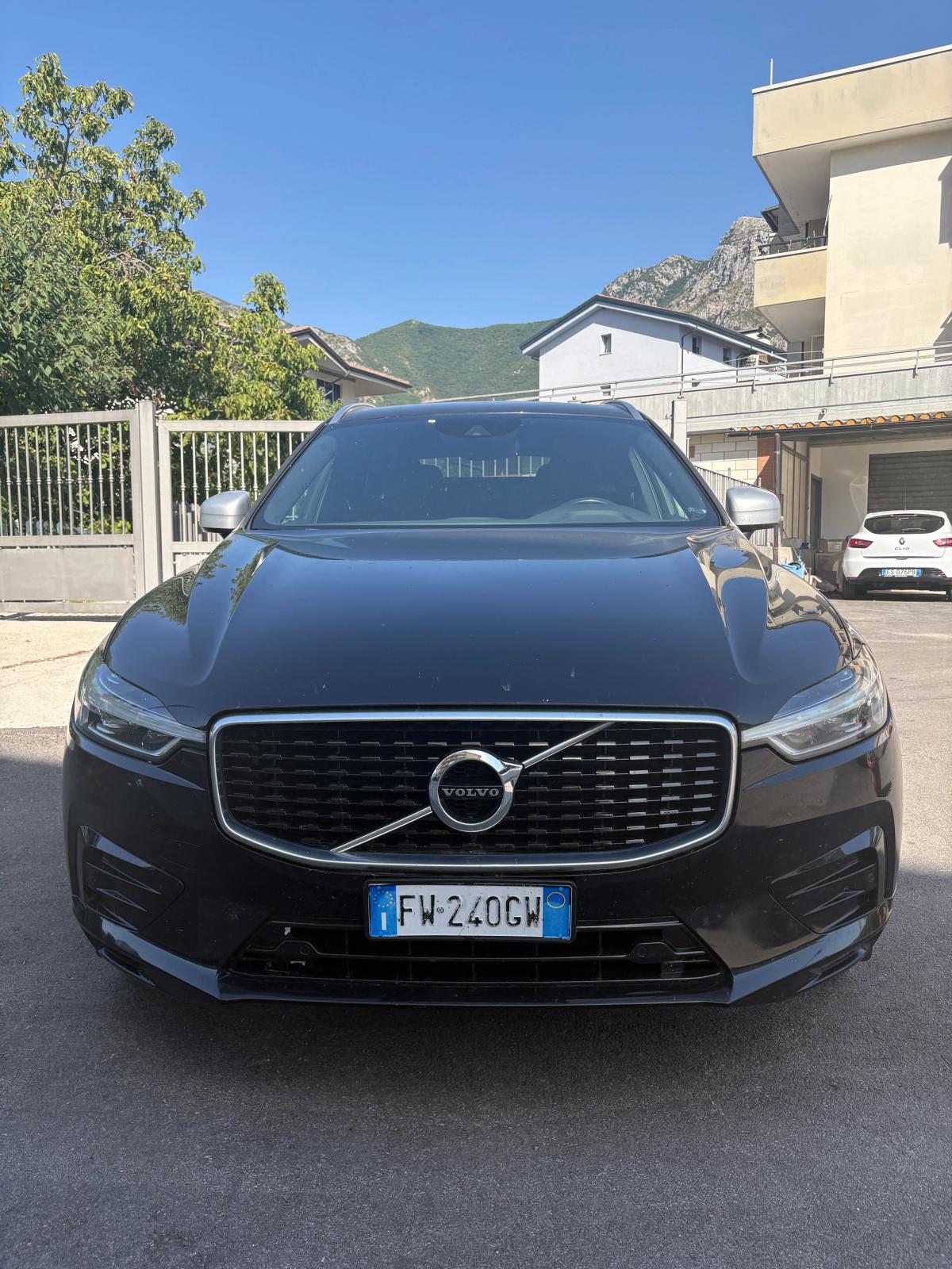 Volvo XC60 D4 R-Design