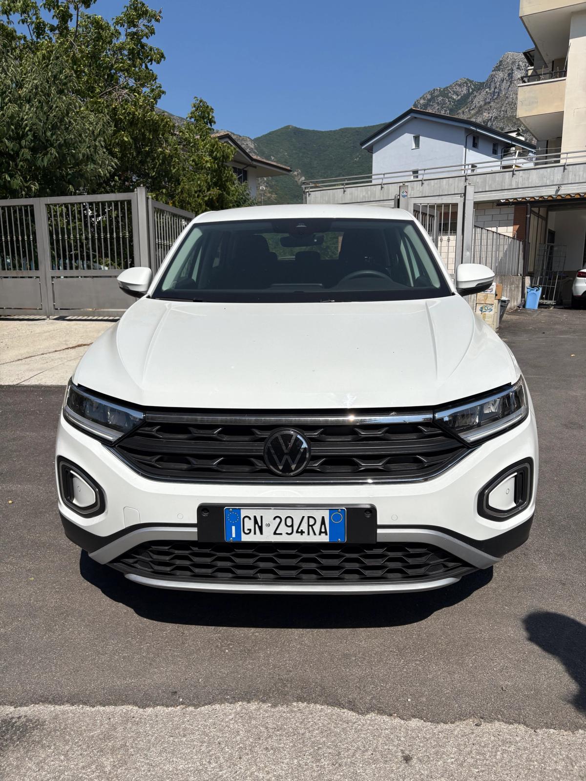Volkswagen T-Roc 1.0 TSI    1.0 TSI Life