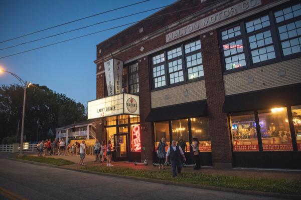 Walton's Smokehouse & Southern Kitchen