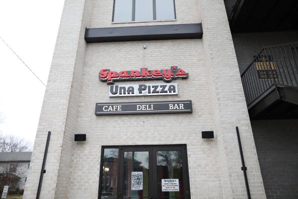 Spankey's Una Pizza Downtown