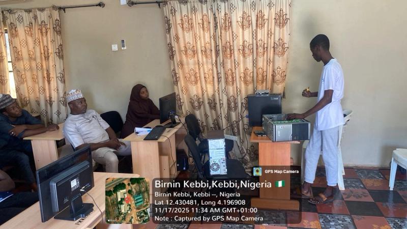 Computer Networking Trainees and their Instructor 