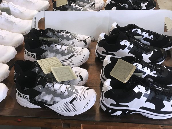AW19 Salomon Development