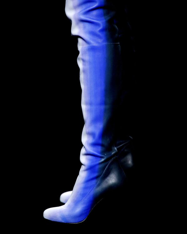 AW11 PRINTED BOOTS
