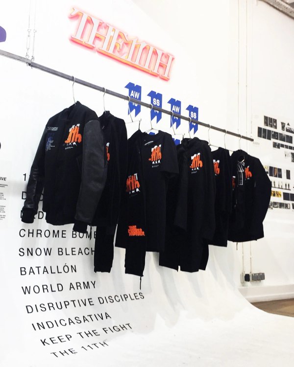 AW18 GRAPHIC APPLICATIONS DEVELOPMENT