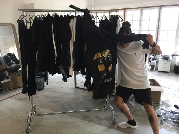 SS19 PARIS SHOWROOM