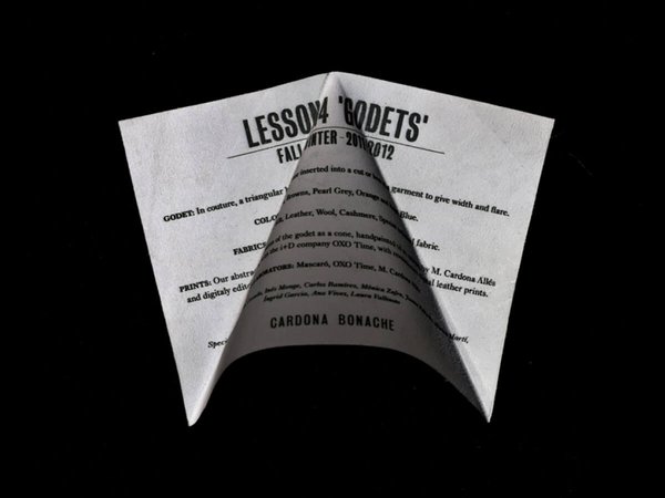 AW11 LEATHER INVITE
