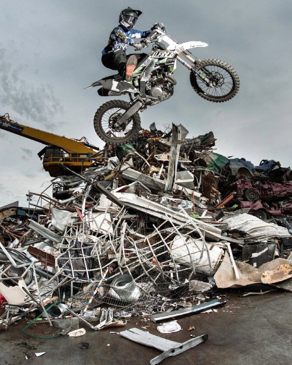 24KTS MX TEAM TEES EDITORIAL