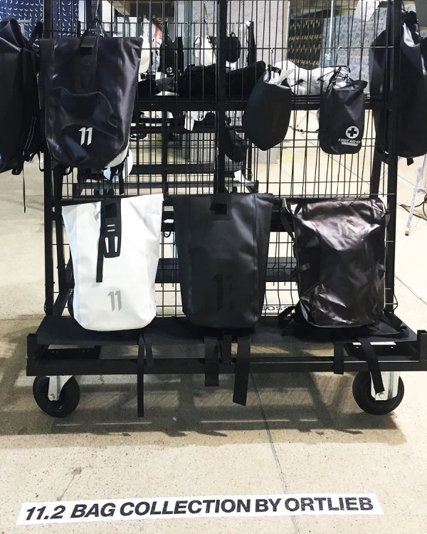 SS19 PARIS SHOWROOM