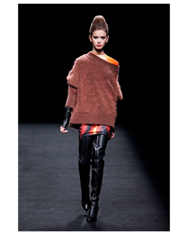 AW11 LOOKBOOK