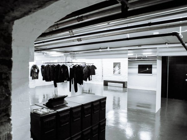 11BYBBS NY STORE