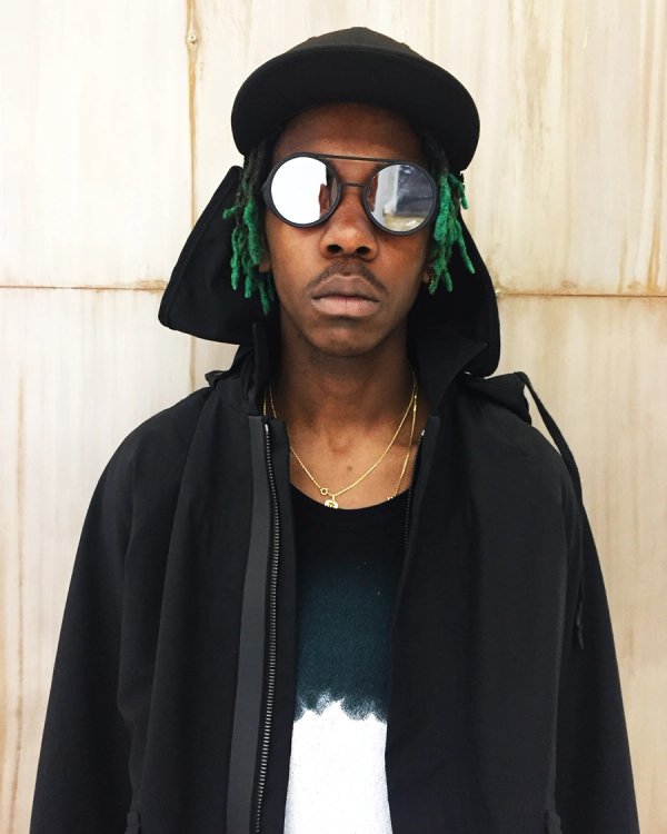 SS18 LOOKBOOK CAST