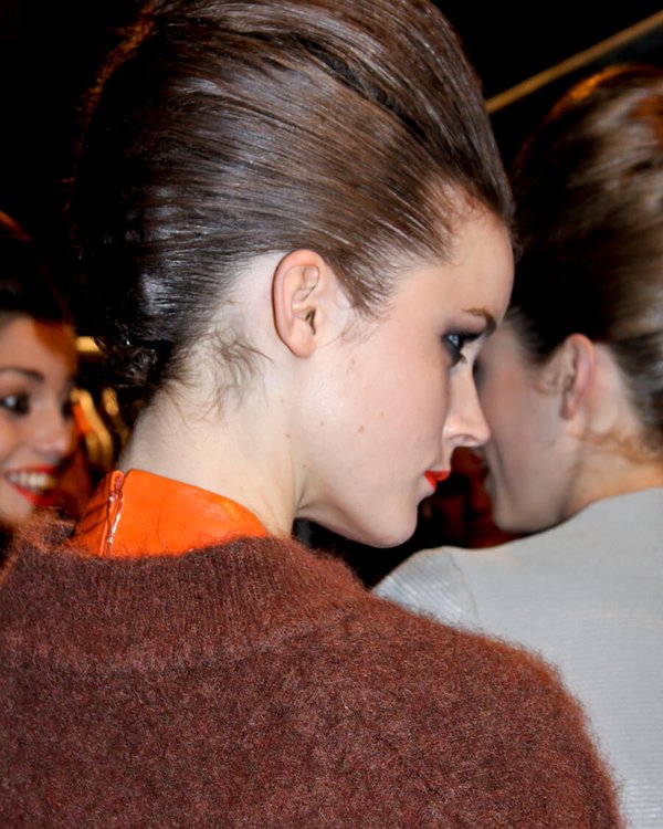 AW11 SHOW
