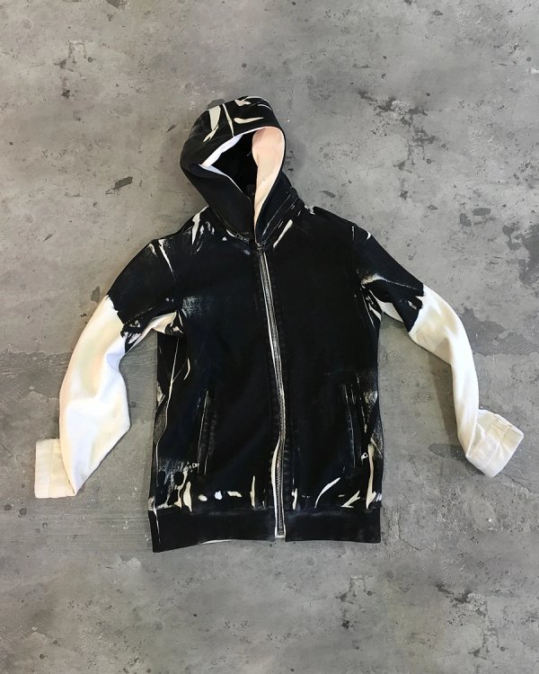 AW18 GRAPHIC APPLICATIONS DEVELOPMENT
