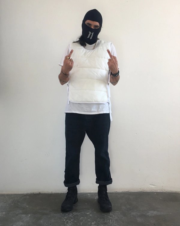 SS18 THE BIB