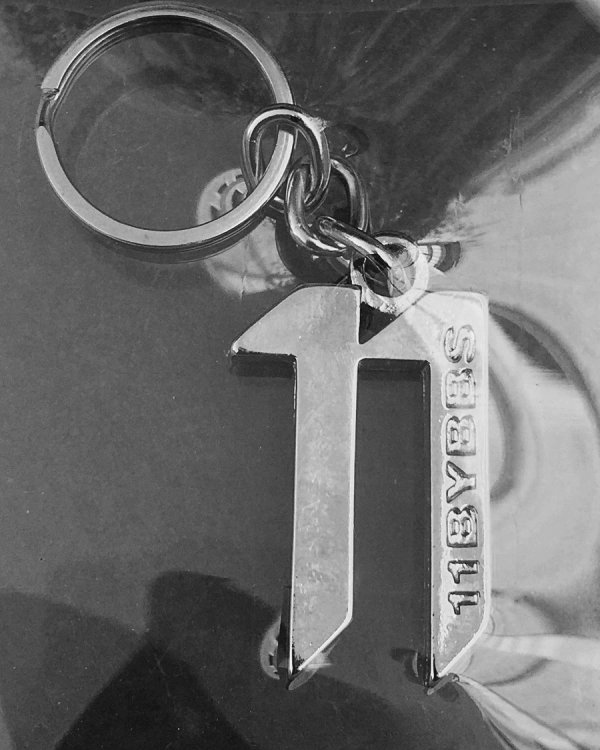 AW18 BUCKLE AND PENDANT