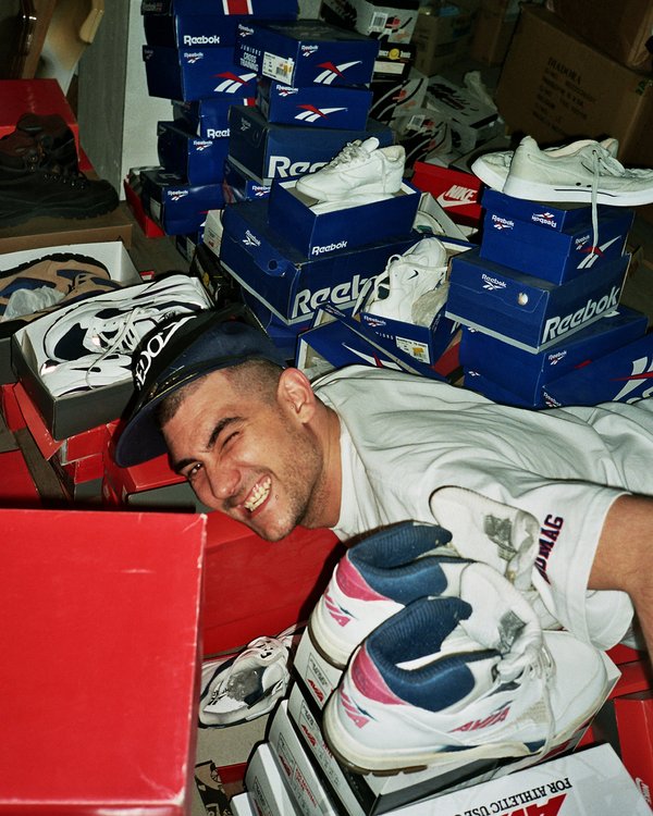 VINTAGE SNEAKERS HUNT