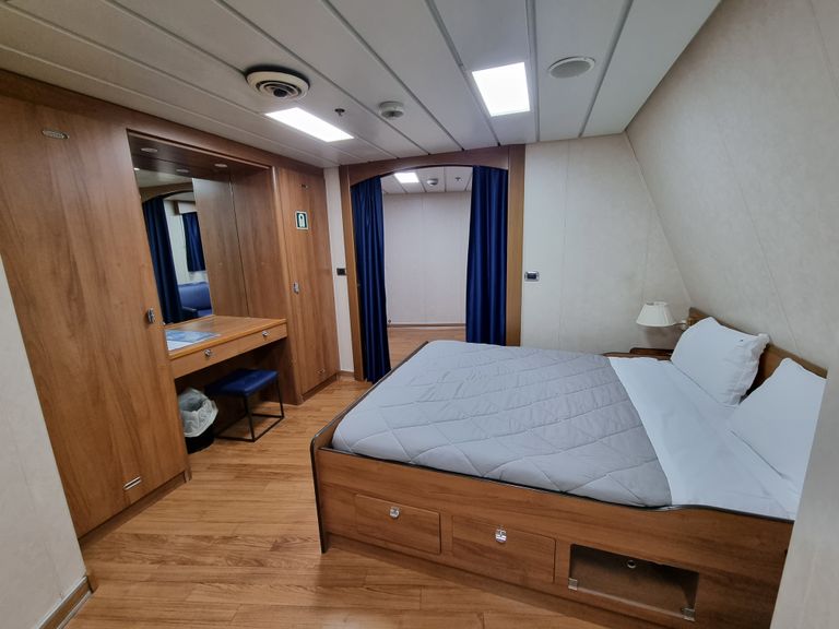 4 Berth Junior Suite