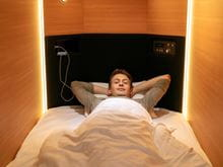 Sleeping Pod, Lower Level