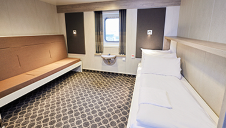 2 Bed Accessible Outside Cabin