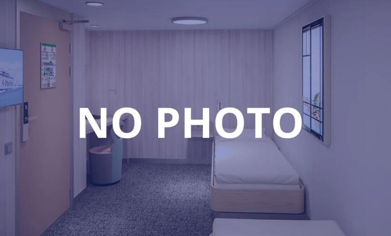 4 Berth Outside Club Cabin