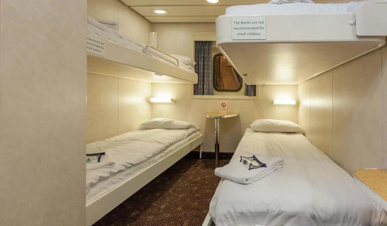 4 Berth Outside Cabin