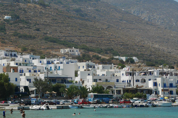 Paros-Katapola