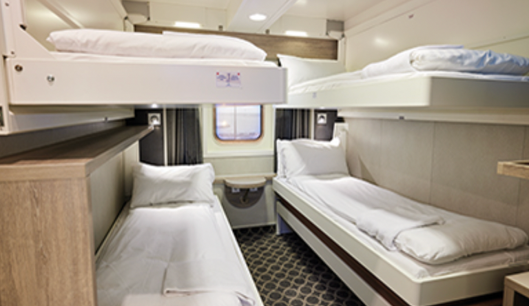 4 Bed Family Club Outside Cabin