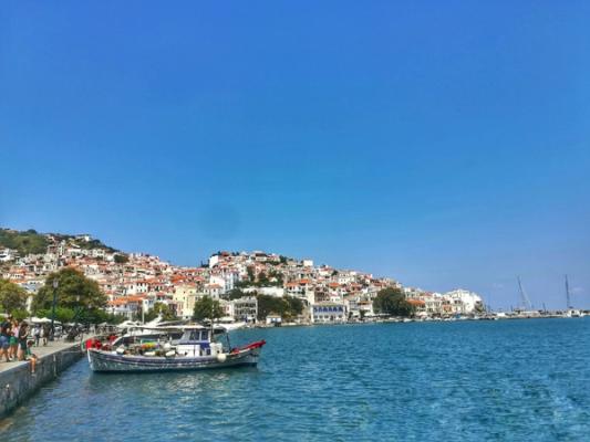 Skopelos-Skiathos