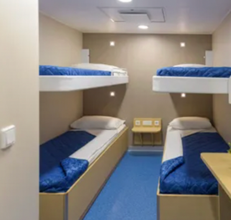 Premium 4 berth Inside Cabin with Late Checkout