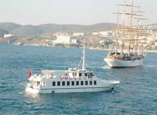 Meander Express Ferry