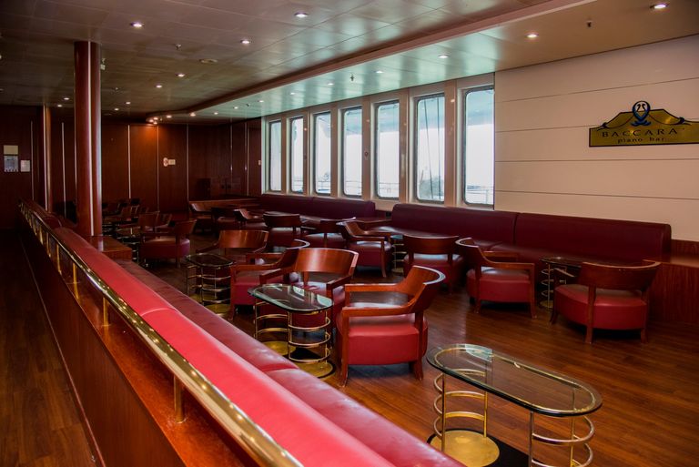 Le Baccara Piano Bar