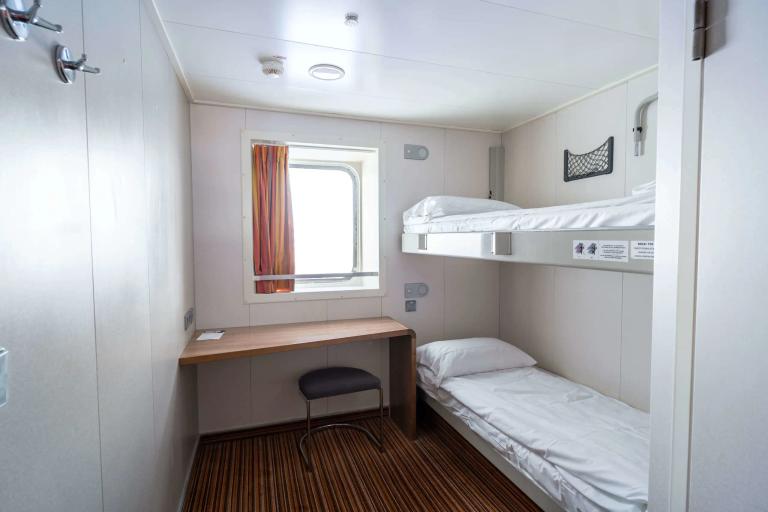 2 Berth Outside Cabin